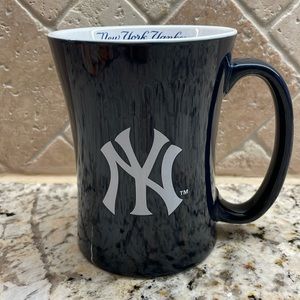 Boelter. Brands New York Yankees Mug
